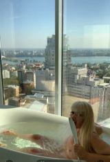 Миниатюра Индивидуалка Вирт Блонди Центр Фотография 