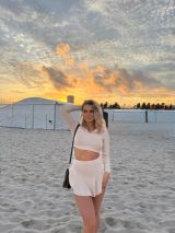 Миниатюра Индивидуалка Мирабель Железнодорожный Фотография 